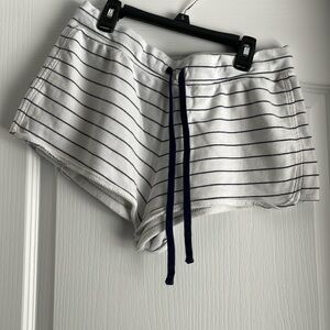 Old Navy Blue and Cream drawstring cotton shorts size medium